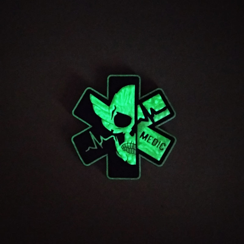 EMERGENCY MEDICAL TECHNICIAN Badge PVC Patches Glow In Dark MEDIC Hook Embroidered Patch Accessories for Backpacks Caps Clothes